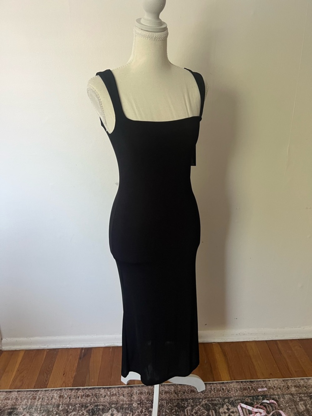 Wild Fable women’s Classic Black Square-Neck Shimmer Midi Dress, Size XS. NWT
